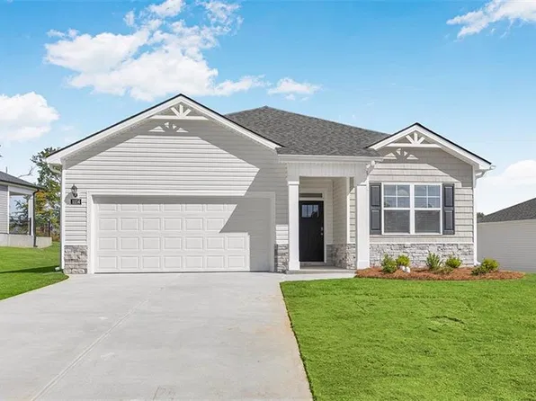 1114 Adirondac Way, Bonaire, GA 31005