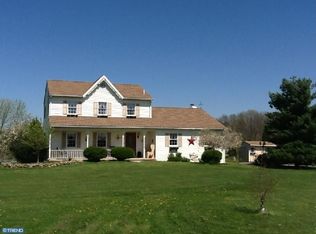 329 Grist Mill Rd, Boyertown, PA 19512