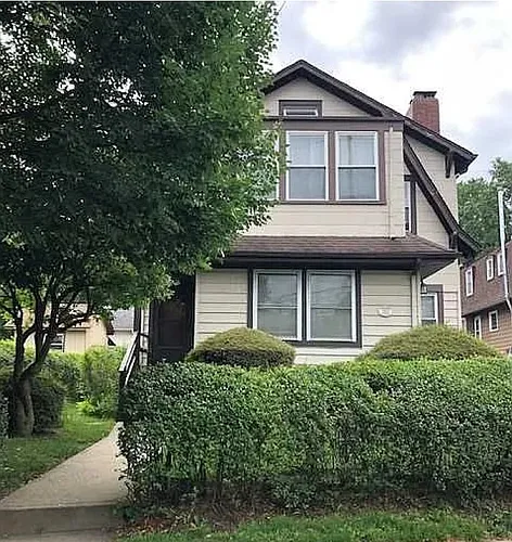 181 Grand Ave #1 Photo 1