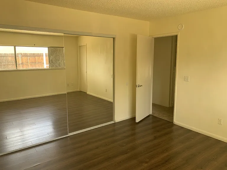 66163 Avenida Cadena — Photo 10