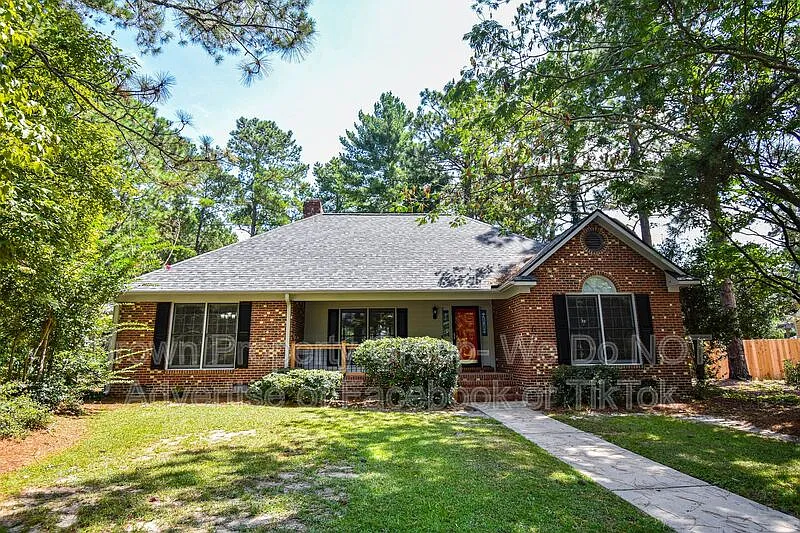 3 bed, 2.5 bath, 2351 sqft, $1,975 — Photo 2