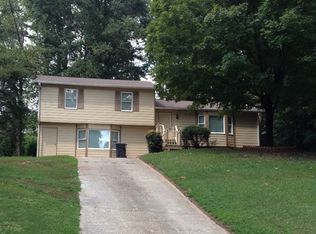 3982 Wrexham Dr, Snellville, GA
