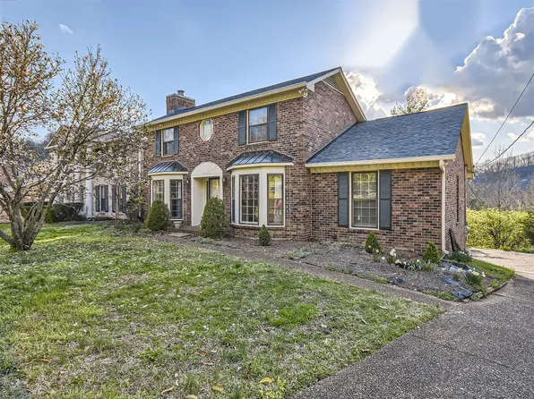 4631 Mountain View Dr, Nashville, TN 37215