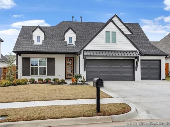 13716 S 21st Ct E, Bixby, OK 74008