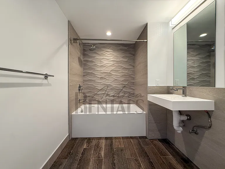 2747 San Pablo Ave #216 — Photo 17
