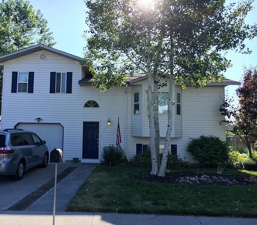 new light fixture & address