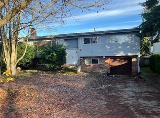 9284 126a St, Surrey, BC V3V 5G2