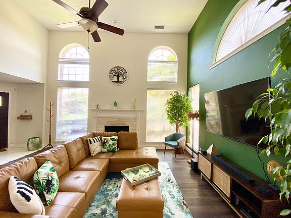 4th image of 7133 Goldenrod Dr