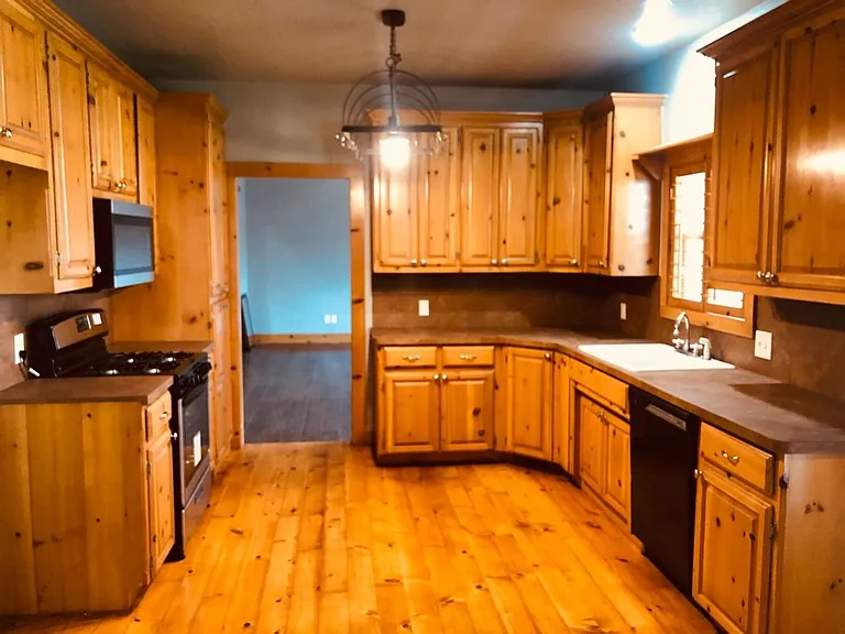 4205 S Telephone Rd — Photo 6