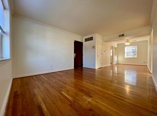 8108 Roxburgh Dr APT 2W, Saint Louis, MO 63105