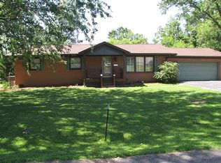 217 Twin Hills Dr, Greenville, KY 42345