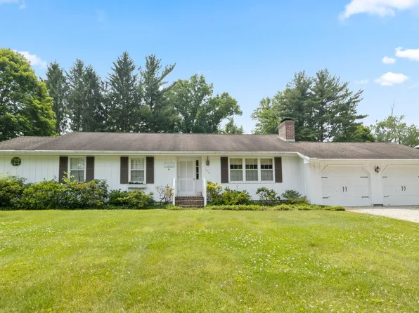 1610 E Maplecrest Dr, Bloomington, IN 47408