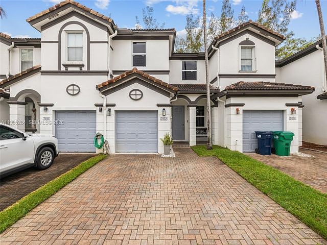 1st image of 7852 NW 116th Pl