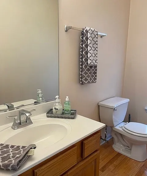 1670 Highmeadow Ln — Photo 16