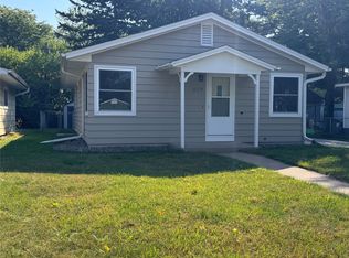 819 Brighton St, Altoona, WI 54720