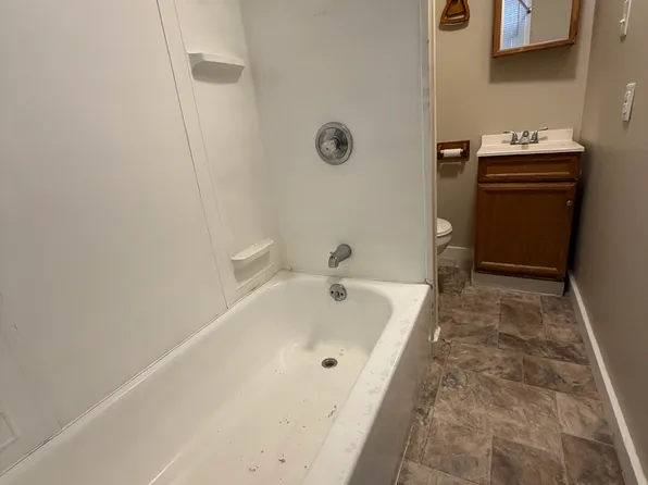 401 N Porter St, Saginaw, MI