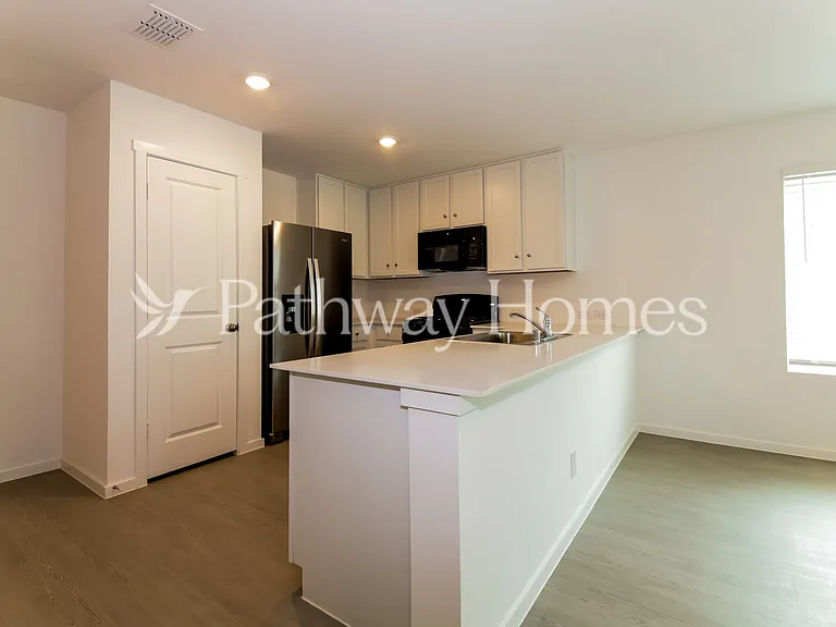 1535 Lanner Meadows Ln — Photo 6