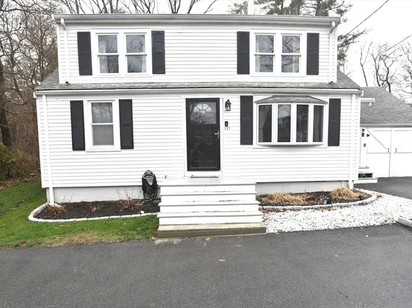 157 Salem St, Rockland, MA 02370