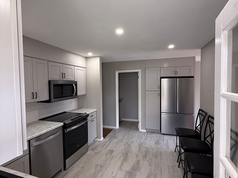 Kitchen-new appliances