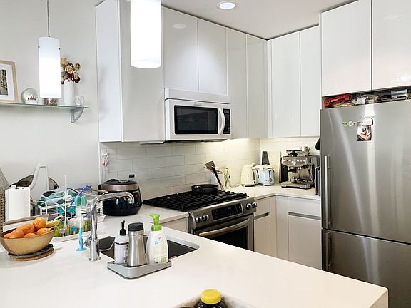 4th image of 1125 45th Ave APT 4D