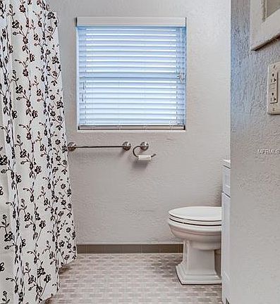 5th image of 1301 Wynnewood Dr
