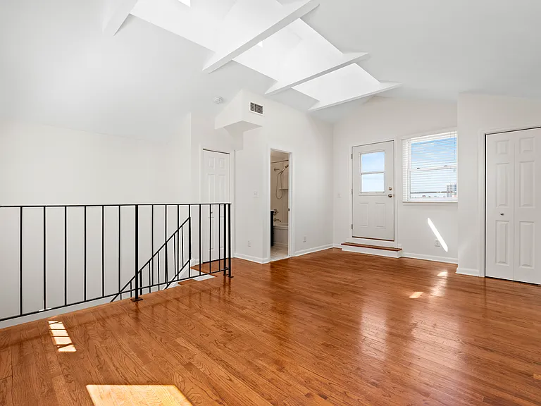 186 Wayne St #425D — Photo 16