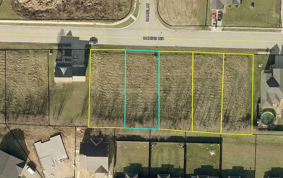 1st image of 3206 Squire Cir