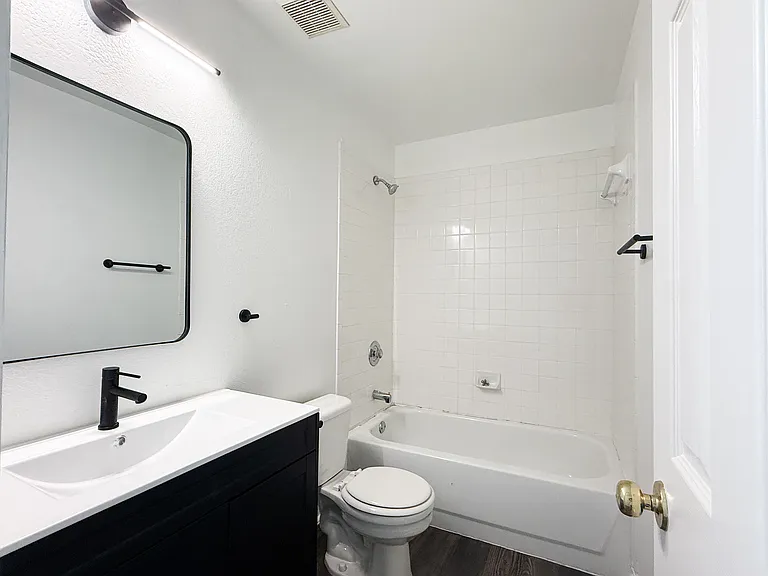 2902 Kestrel Dr #B — Photo 14