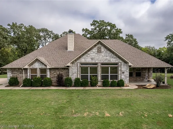 22210 McKenzie Rd, Poteau, OK 74953