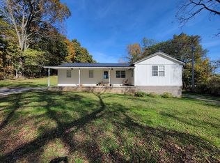 4668 Kinneys School Rd, Cedar Hill, TN 37032