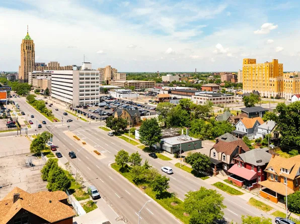 3014 E Grand Blvd, Detroit, MI 48202