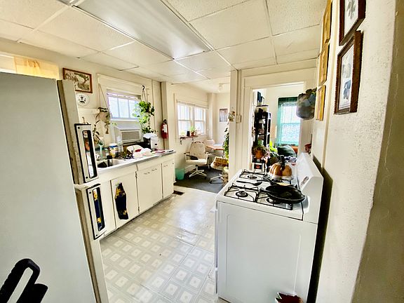 2nd image of 127 Lorentz Ave