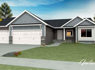 4865 6th St S, Moorhead, MN