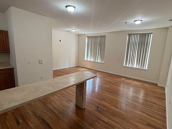 2nd image of 577 Broadway APT 8