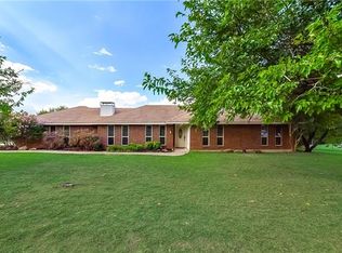 5421 Cool Springs Dr, Midlothian, TX 76065