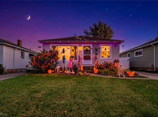 2523 Center Dr, Parma, OH 44134
