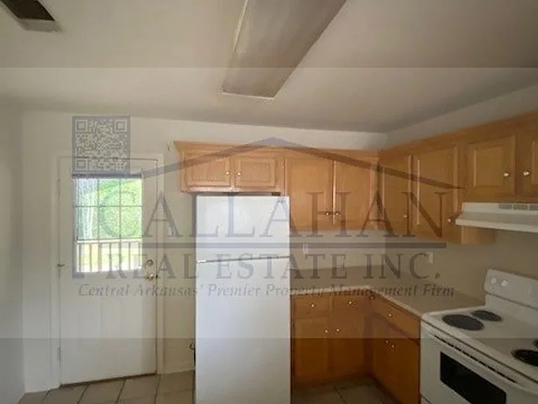 321 Club Rd — Photo 13