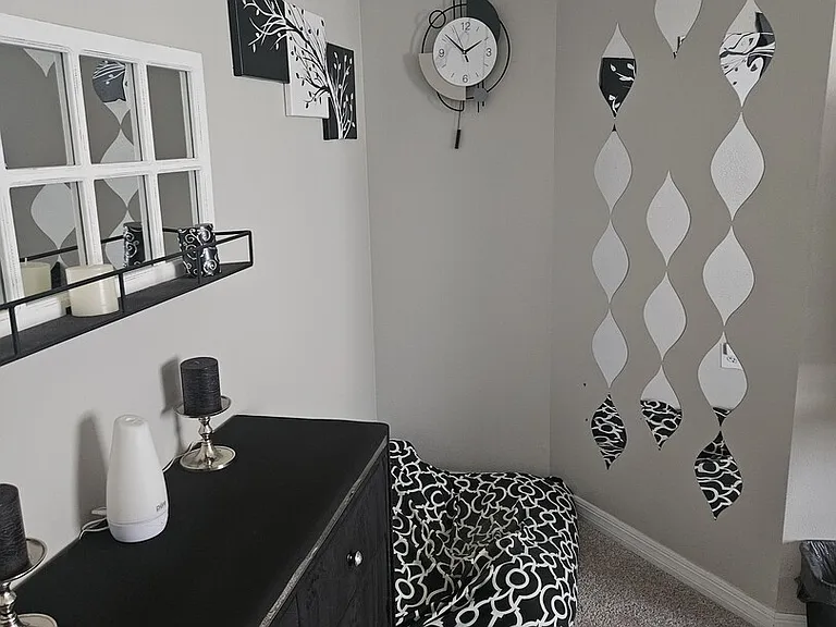 Lola Dr — Photo 11