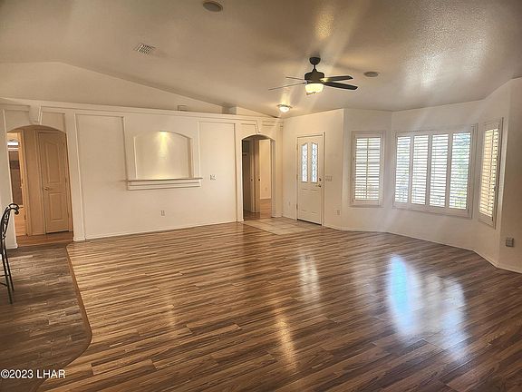 4th image of 3600 Monterey Dr