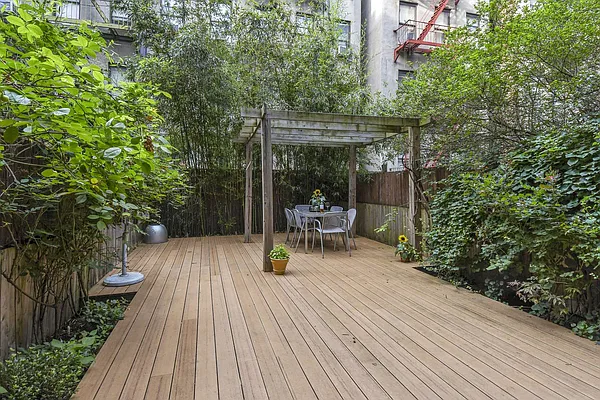 Rented by Besmatch Real Estate Inc | media 7