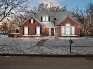 1029 Berkshire Ct, Sycamore, IL 60178