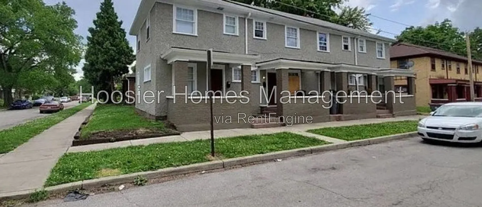 2 bed, 1.0 bath, 816 sqft, $950 — Photo 1