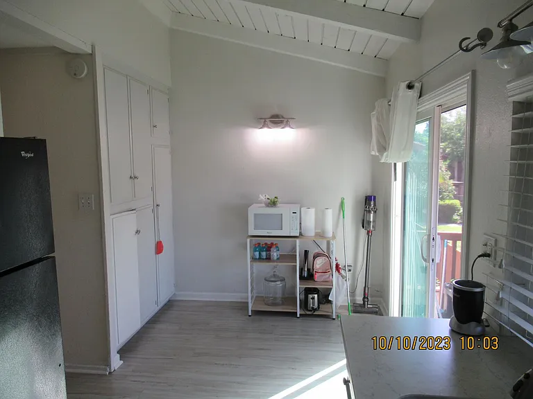 1030 W Macarthur Blvd #154 — Photo 11