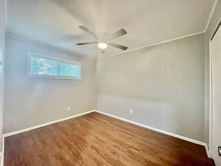 Sundance Apartments — Photo 36
