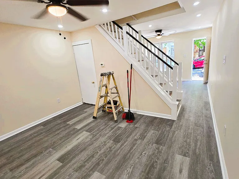 5828 Knox St — Photo 7