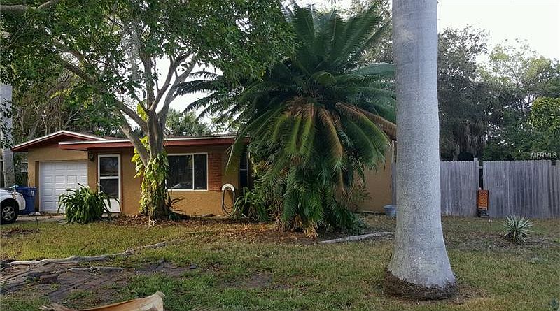 2nd image of 1935 Shore Acres Blvd NE