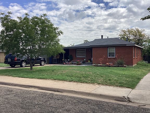 2nd image of 1829 Lawson Ln