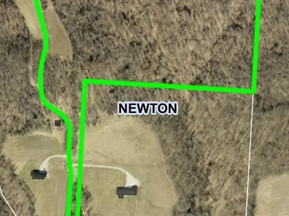 8555 Bagley Rd, Mount Perry, OH 43760