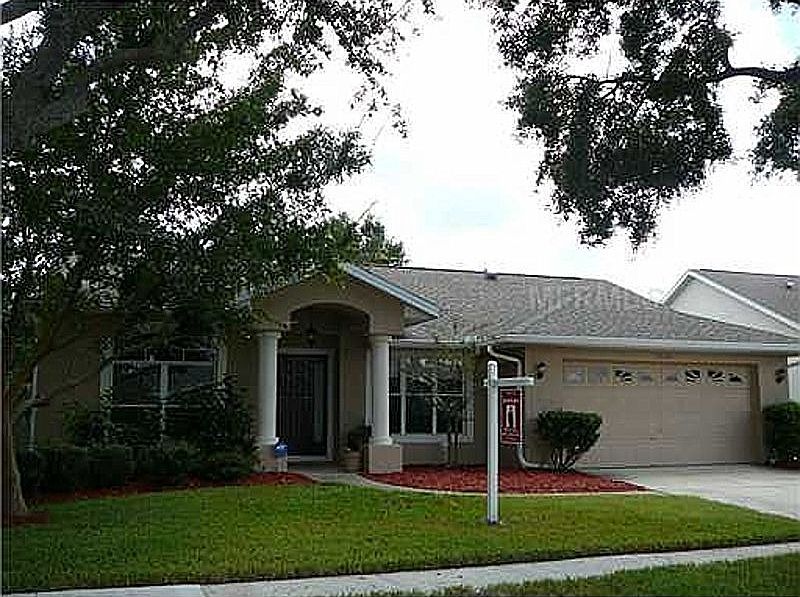 1st image of 3526 Molona Dr