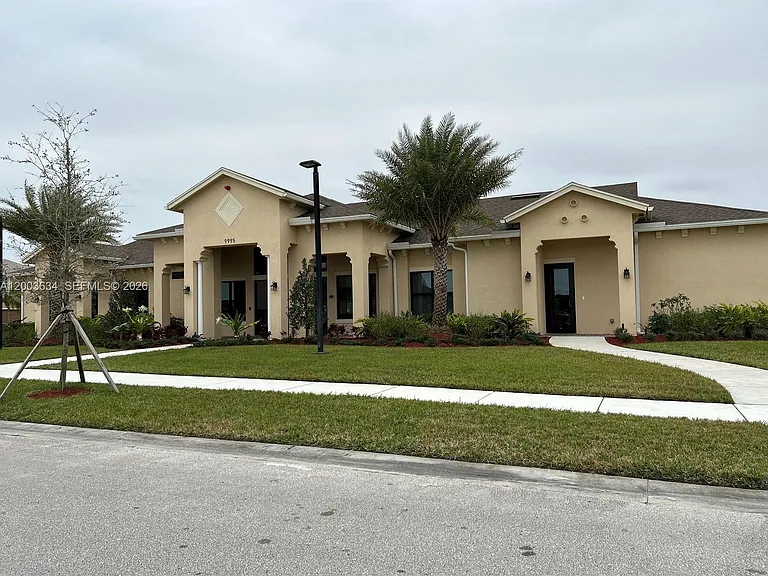 10005 W Verona Cir — Photo 24